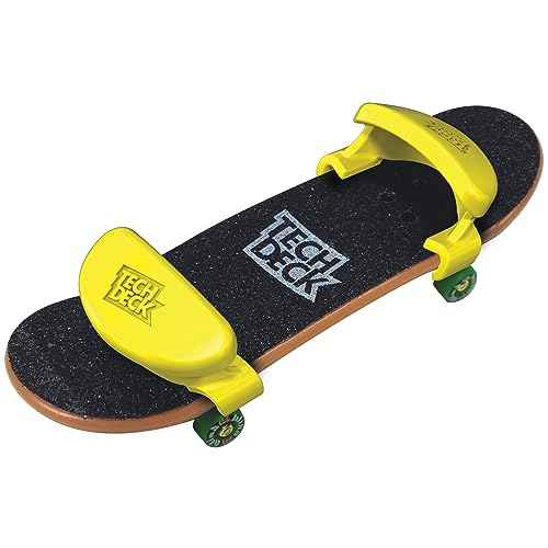 TECH DECK Starter Kit, Customizable Ramp Set with Exclusive Pro Fingerboard and Trainer Clips, Kids Toys for Boys and Girls Ages 6 and up