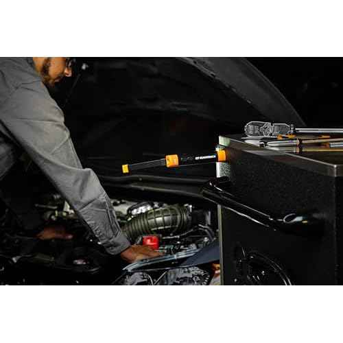 GEARWRENCH 10-1/2" Flex Head Rechargeable Light | GWFL105