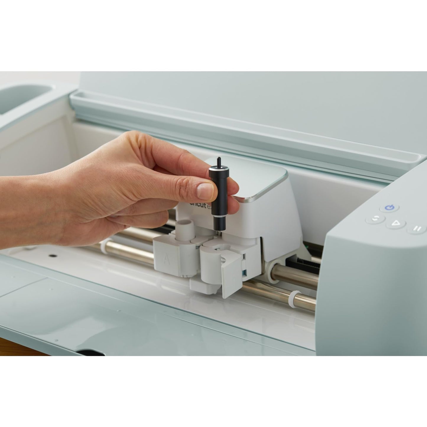 Cricut Deep-Point Blade + Housing,Cutting Blade with Deep Cut Housing,Cut Materials up to 1.5mm Thickness,for Personalized Crafts,Compatible with All Cricut Maker & Explore Machines, 1"D x 3"W x 4.5"H