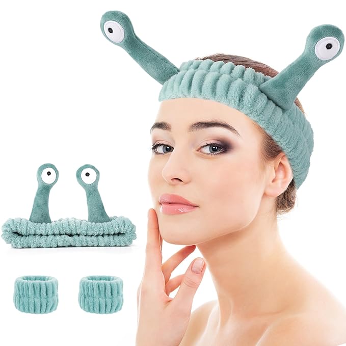 Spa Headband Face Wash Wristband Set Makeup Head Band Snail Coral Fleece Hair Band Skincare Hairband Elastic Creative Cartoon Head Wraps Cute Hair Accessories for Women Girls (Green)