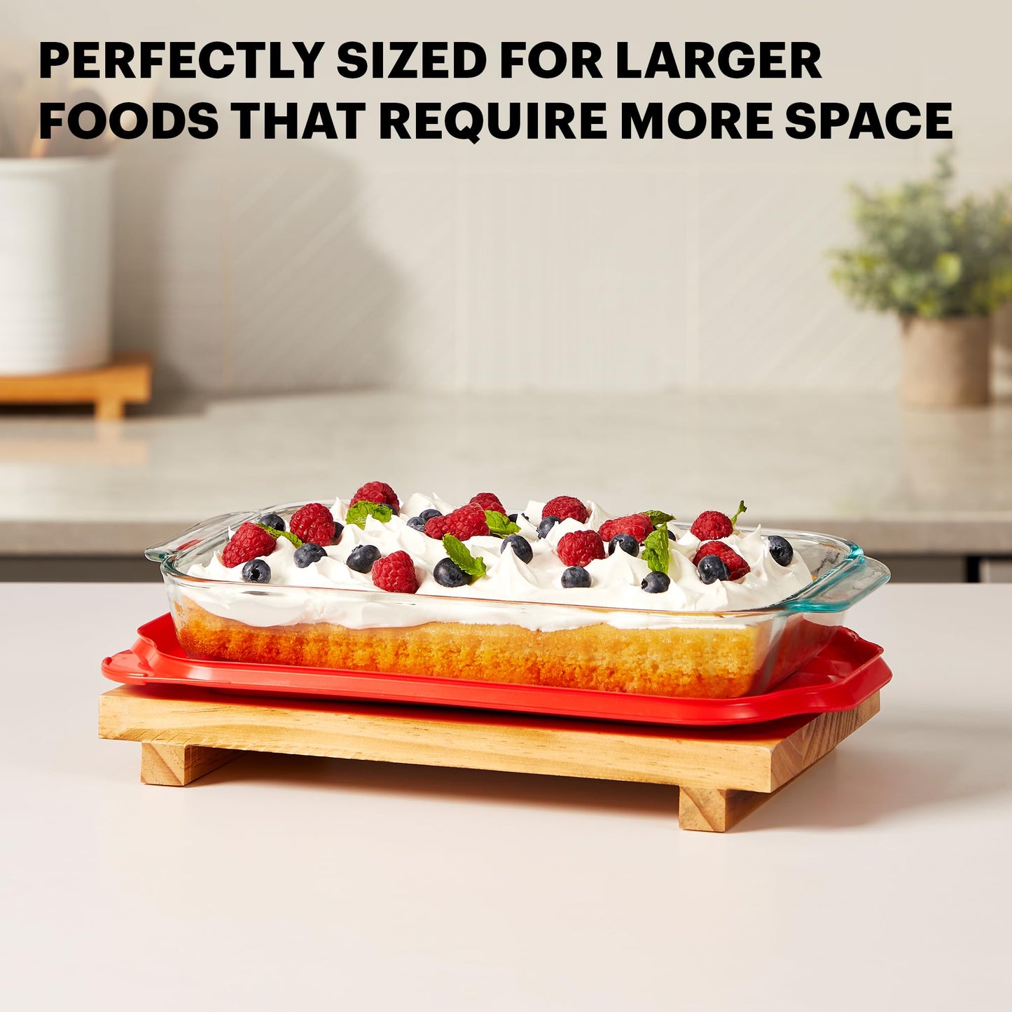 Pyrex Basics 2-Qt Glass Baking Dish with Lid, Tempered Glass Baking Dish with Large Handles, Non-Toxic, BPA-Free Lid, Dishwashwer, Microwave, Freezer and Pre-Heated Oven Safe