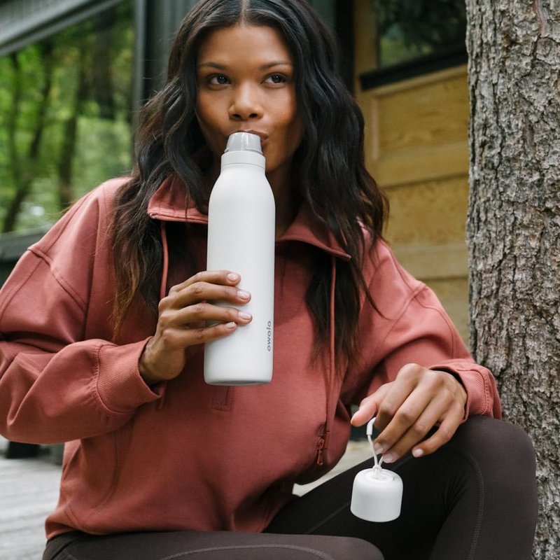 Owala FreeSip Twist Insulated Stainless Steel Water Bottle with Straw for Sports and Travel, BPA-Free, 24-oz, In Bloom