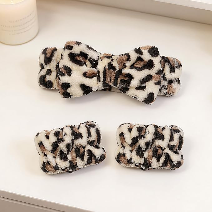 Ayesha Spa Headband and Wristband Set for Skincare Washing Face,Cheetah print Makeup Headband Wrist Cuffs for Preppy Skincare Women Girl