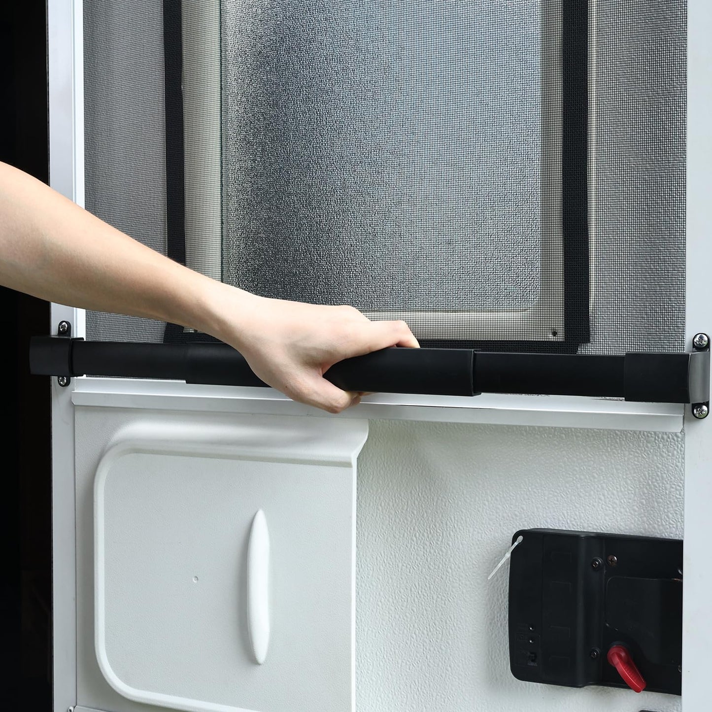 RVGUARD RV Screen Door Cross Bar Handle Adjustable from 21-5/8 Inch to 28-5/8 Inch with Sturdy and Secure Non-Slip Grip, Black