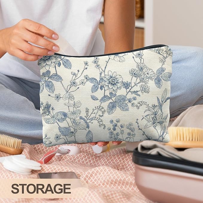 Vintage Blue Floral Makeup Bag, Chinoiserie Blue and White Floral Cosmetic Bags for Women, Retro Flower Botanical Zipper Makeup Pouch