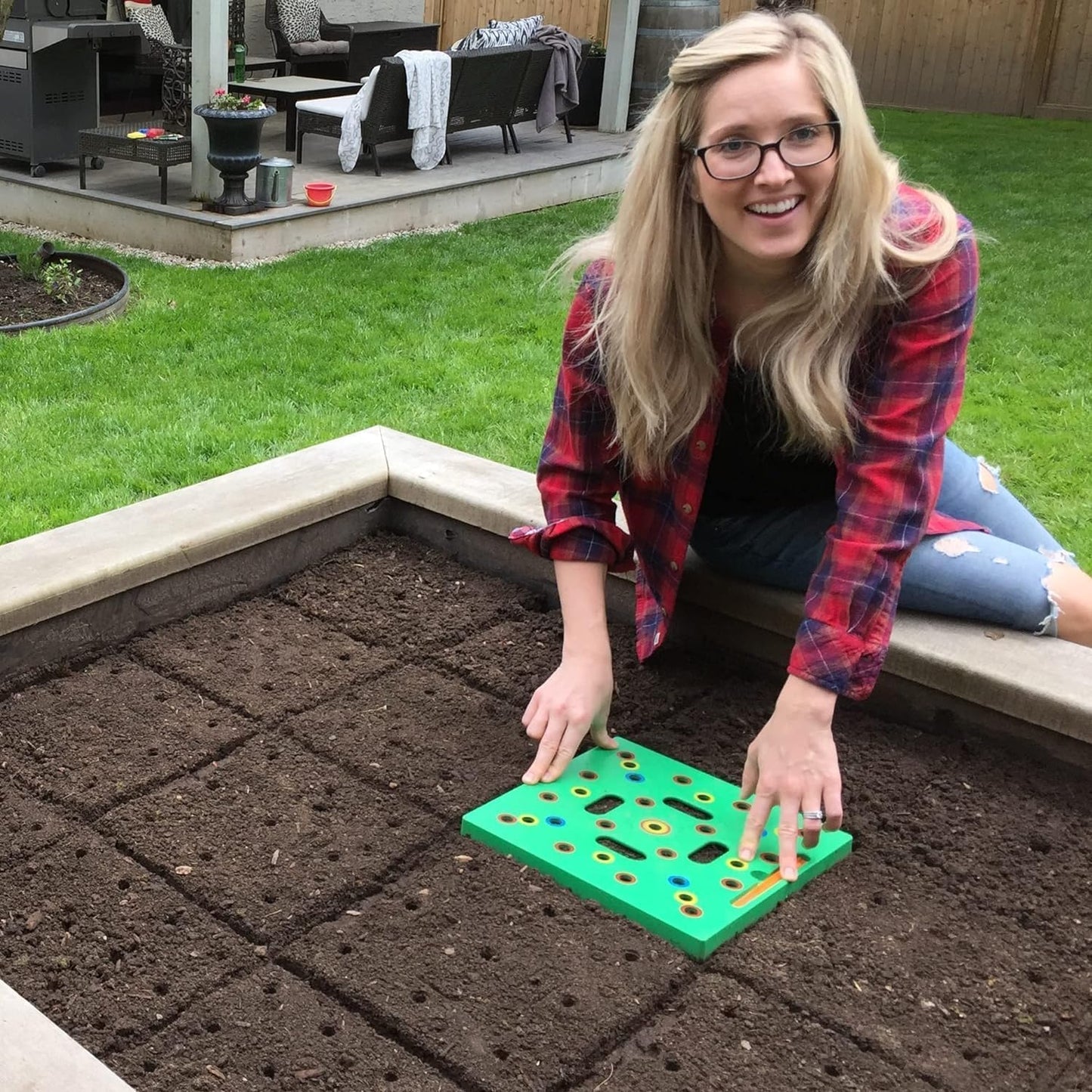 Seeding Square - Patented Seed and Seedling Spacer Tool for Bigger Harvests, Organized Plants & Fewer Weeds â Color-Coded Gardening Template with Dibber, Seed Spoon, Ruler & Planting Guide