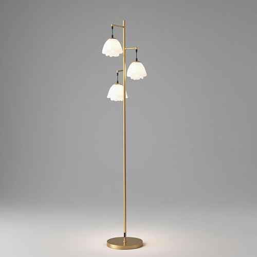 Fiqevs Flower Floor Lamp for Living Room, Mid Century Gold Floor Lamp with 3 Floral Shades and Bulbs Included, Elegant Standing Tree Lamp for Kids Room, Bedroom Office - Antique Brass