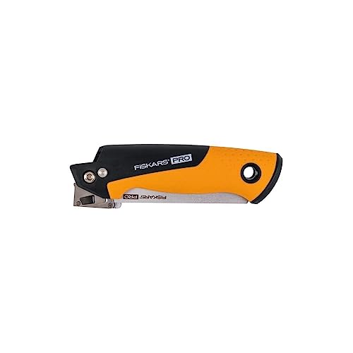 Fiskars Pro POWER TOOTH Compact Utility Hand Saw (6 in blade.)