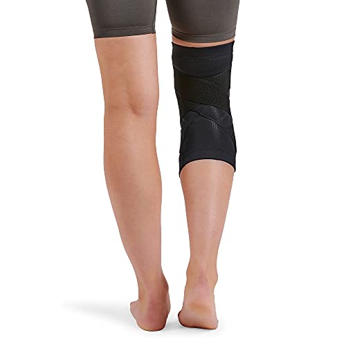 Tommie Copper Pro-Grade Compression Knee Sleeve, Unisex, Men & Women, Adjustable Ultimate Support Sleeve, Integrated Straps for Knee Stability & Muscle Support - Black, Small