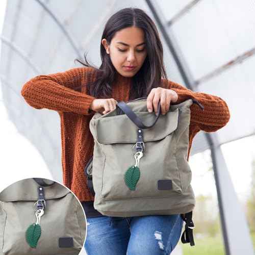 Multifunctional Pocket Knife Keychain, 2Pcs Green Leaf Key Chain for Women Men Compact Folding Utility Knife with Keychain Creative Gift for Outdoor Camping Daily Use