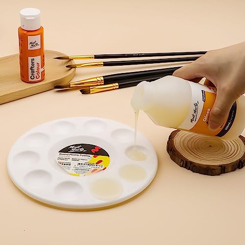 Mont Marte Gloss Acrylic Varnish Signature 250ml (8.5 US fl. oz), Seals and Protects Artworks from Dust, Light, Archival Finishing, Dries Clear