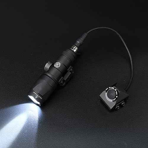 Remote Pressure Switch, Tactical Flashlight Weapon Light Switch with SF Plug for M300 M600 Scout Light, Aluminium Alloy Switch Fit for 20mm Picatinny Rail (S-BK)