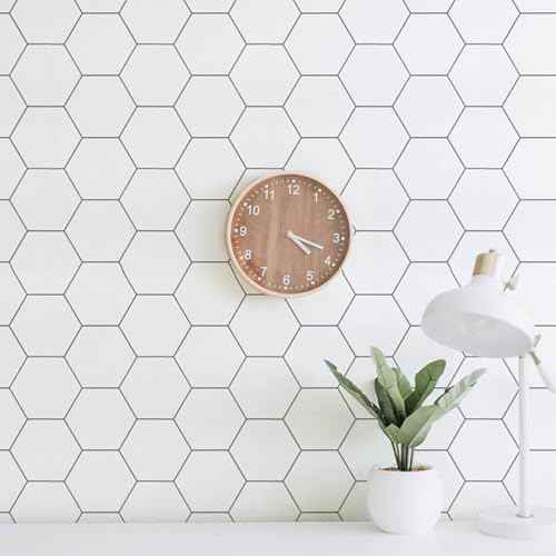 Kitchen Peel and Stick Wallpaper White Wallpaper Modern Contact Paper for Cabinet Bathroom Backsplash Renter Friendly Self-adhesive Waterproof Removable Vinyl Papel Tapiz Para Cocina 17.3"¡¿78.7"