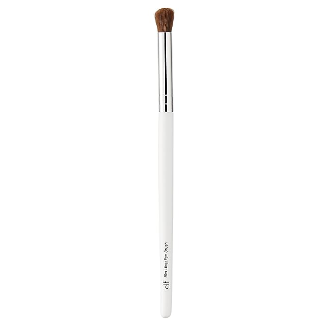 e.l.f. Blending Eye Brush, Makeup Brush For Eyeshadow & Eyeliner, Creates A Natural Finish, Made With Synthetic Bristles, Vegan & Cruelty-Free