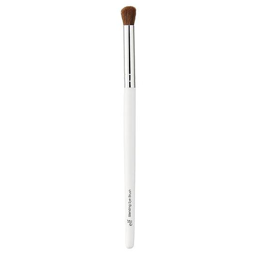e.l.f. Blending Eye Brush, Makeup Brush For Eyeshadow & Eyeliner, Creates A Natural Finish, Made With Synthetic Bristles, Vegan & Cruelty-Free