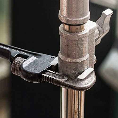 Mr. Pen 10-Inch Pipe Wrench - Robust and Reliable for Any Pipe Work Task