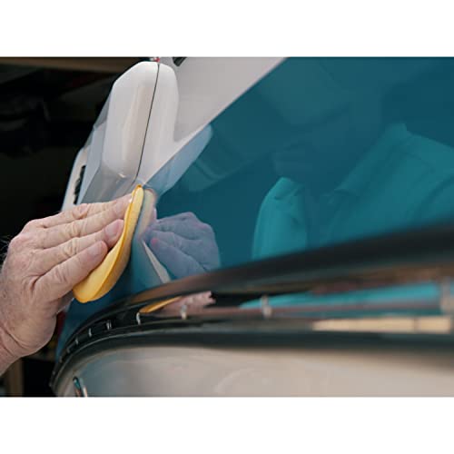 Meguiar's M6332 Flagship Premium Marine Wax, Easy to Use Boat Polish and Wax, Remove Scratches, Swirls, and Oxidation While Leaving Lasting Protection, 32 Oz Bottle