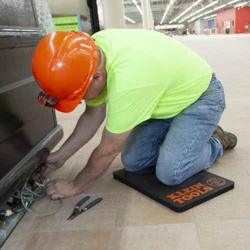 Klein Tools 60135 Kneeling Pads, Adult Men's Soft Thick Closed Cell Soft Foam Professional Tradesman Pro Pads with Handle
