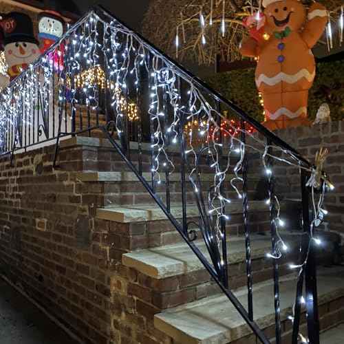 YEGUO 66ft 800 LED Icicle Lights Outdoor Waterproof, 160 Drops Icicle Christmas Light Connectable, 8 Modes White Icicle Xmas Lights with Timer Memory