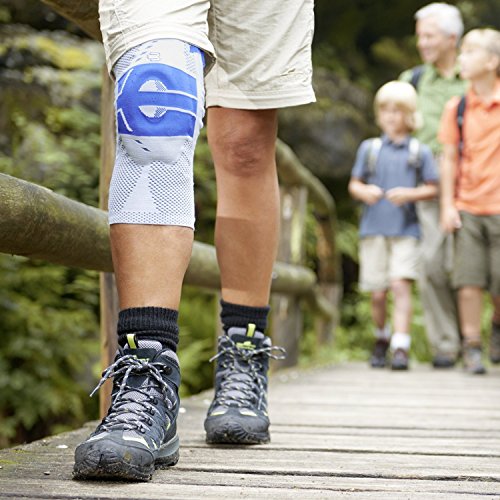 Bauerfeind - GenuTrain P3 - Patella Knee Support for Misalignment of the Kneecap - Left Knee - Size 4 - Color Nature