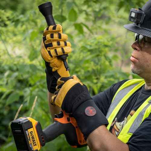 Klein Tools 40080 Work Gloves, Durable Soft Grain Leather Lineman Gloves with Padded Knuckles, Medium
