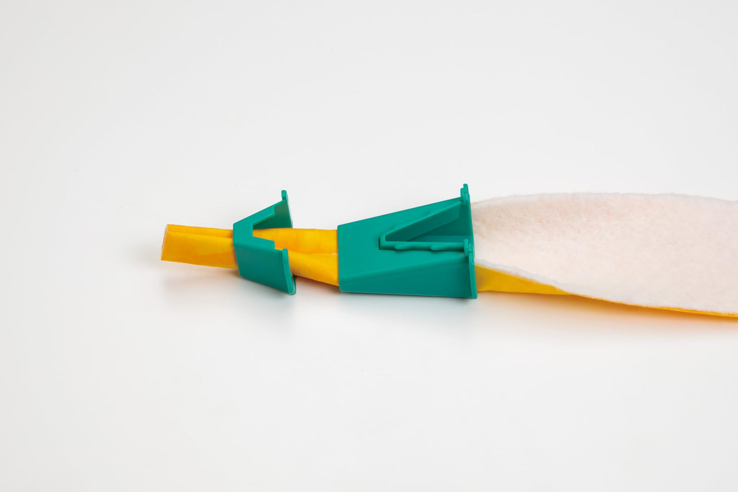 Clover Fabric Tube Maker