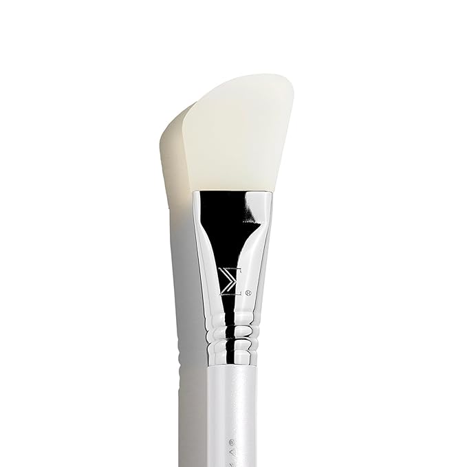 Sigma Beauty S01 Clay/Mud MaskÃ¢ÂÂ¢ Brush Ã¢ÂÂ Silicone Skincare Tool for Applying Skincare Products to Face and Skin, Face Mask Brush Applicator for Mud and Clay Masks (1 Pc)