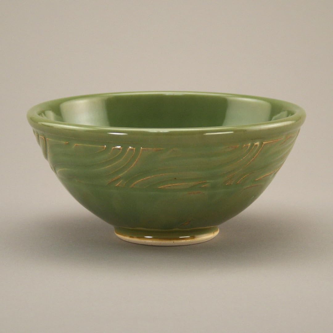 AMACO Potter's Choice PC-46 Lustrous Jade Green High Fire Glaze Pint, 16 oz. (473 mL), Layerable Mid-High Fire Cone 5-6 (PC) Liquid Ceramic Pottery Glaze for Bisque