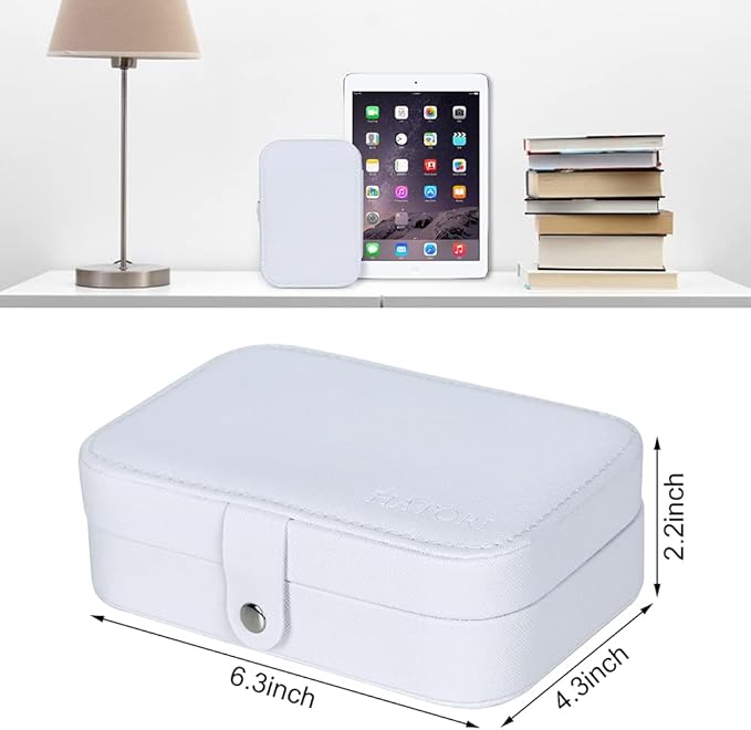 Hatori Travel Jewelry Box, PU Leather Small Jewelry Organizer for Women Girls, Portable Mini Travel Case Display Storage Holder Boxes for Stud Earrings, Rings, Necklaces, Bracelets (White Beige)