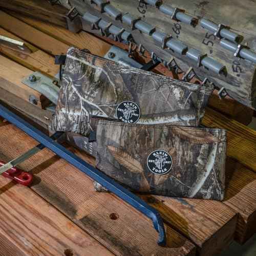 Klein Tools 55560 Zipper Bags, Camo Bags are 12.5 and 10-Inch, 1680d Ballistic Weave Camouflage 2-Piece