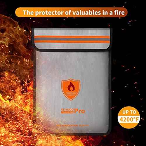4200¢µ Fireproof Document Bag, Important Waterproof Document Holder with Thermal Insulation Layer, Legal Size Fireproof Envelope with Zipper/Reflective Strip