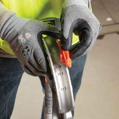 Klein Tools 51613 Conduit Bender 1-Inch Angle Setter, Made in USA, for use with Klein Tools Conduit Bender (Cat. No. 51605)
