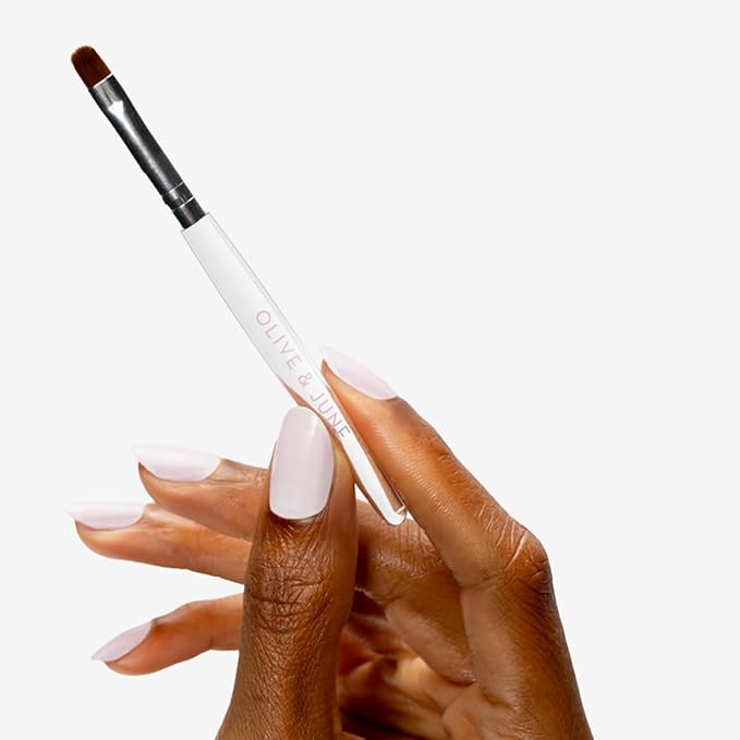 Olive & June Clean Up Brush | For Neat + Flawless At-Home Manicures | Erase Stray Polish & Perfect Edges | Rounded Flexible Tip | Vegan Bristles | Reusable & Durable