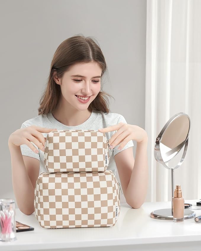 Narwey Checkered Makeup Bag Travel Cosmetic Bag Organizer Toiletry Bag Make Up Bags with Compartments for Women Girls (Large, Khaki Checkerboard)