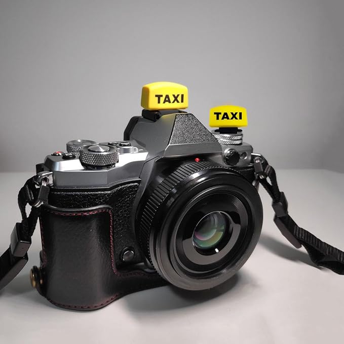 2 Pcs Camera Hot Shoe Boot Cover Cap Protector for Sony Canon Nikon (Taxi)
