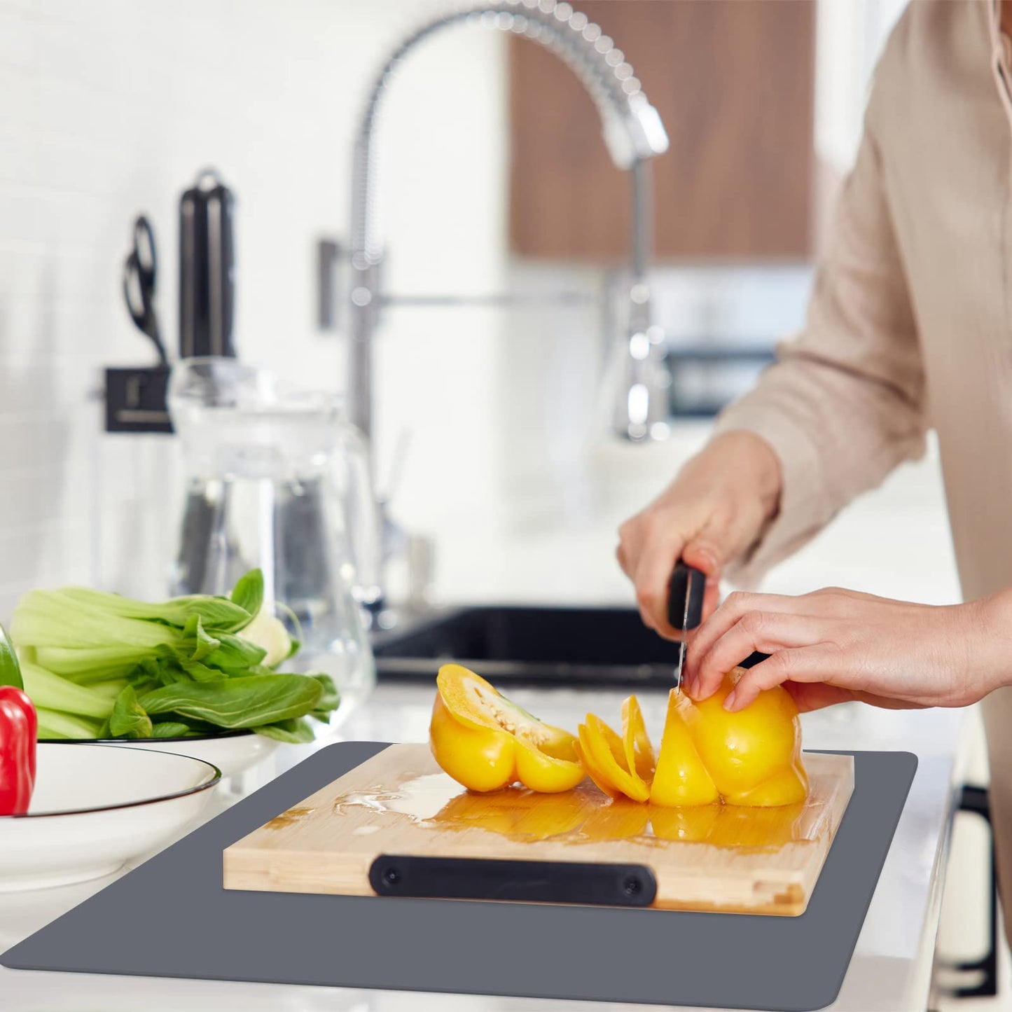 emolife Silicone Mats for Kitchen Counter, Thick 2mm, Countertop Protector, Heat Resistant Mat, Non-Slip (Dark Grey)