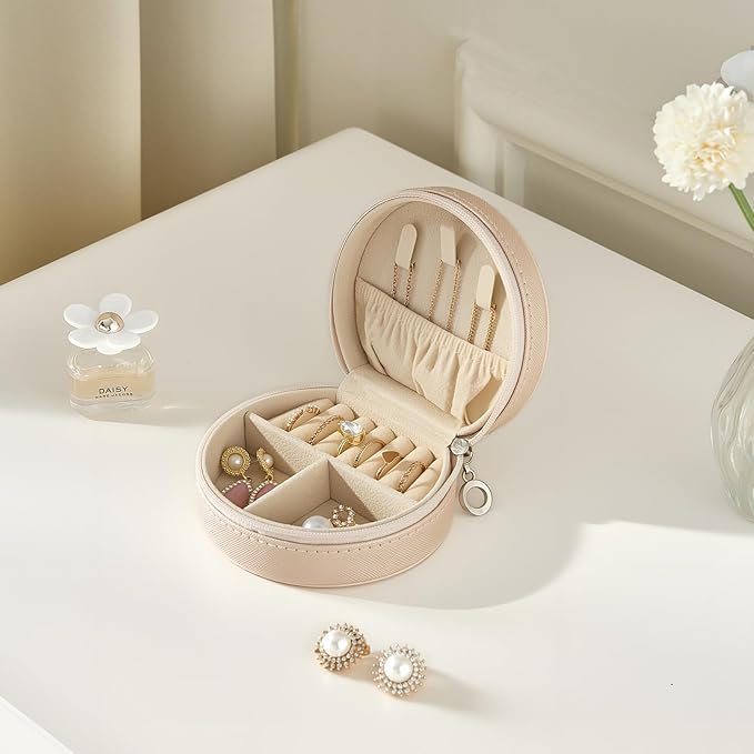 ProCase Travel Size Jewelry Box, Mini Portable Seashell-Shaped Jewelry Case, 2 Layer Organizer in PU Leather for Women -Champagne