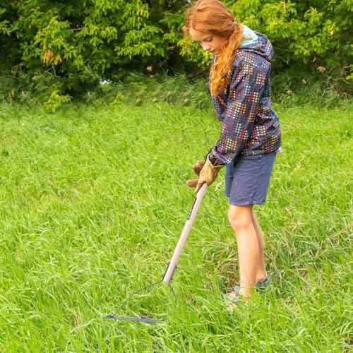 Weed Grass Cutter Manual Weed Wacker Grass Whip Double Serrated Blade Weed Cutter Tool,38 inches