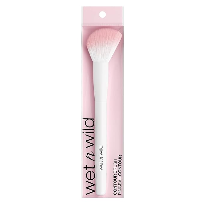 wet n wild Contour Brush, Sculpt, Highlight, & Blend, Luxurious Plush Fibers, Ergonomic Handle for Comfortable Precision Control , Cruelty-Free & Vegan