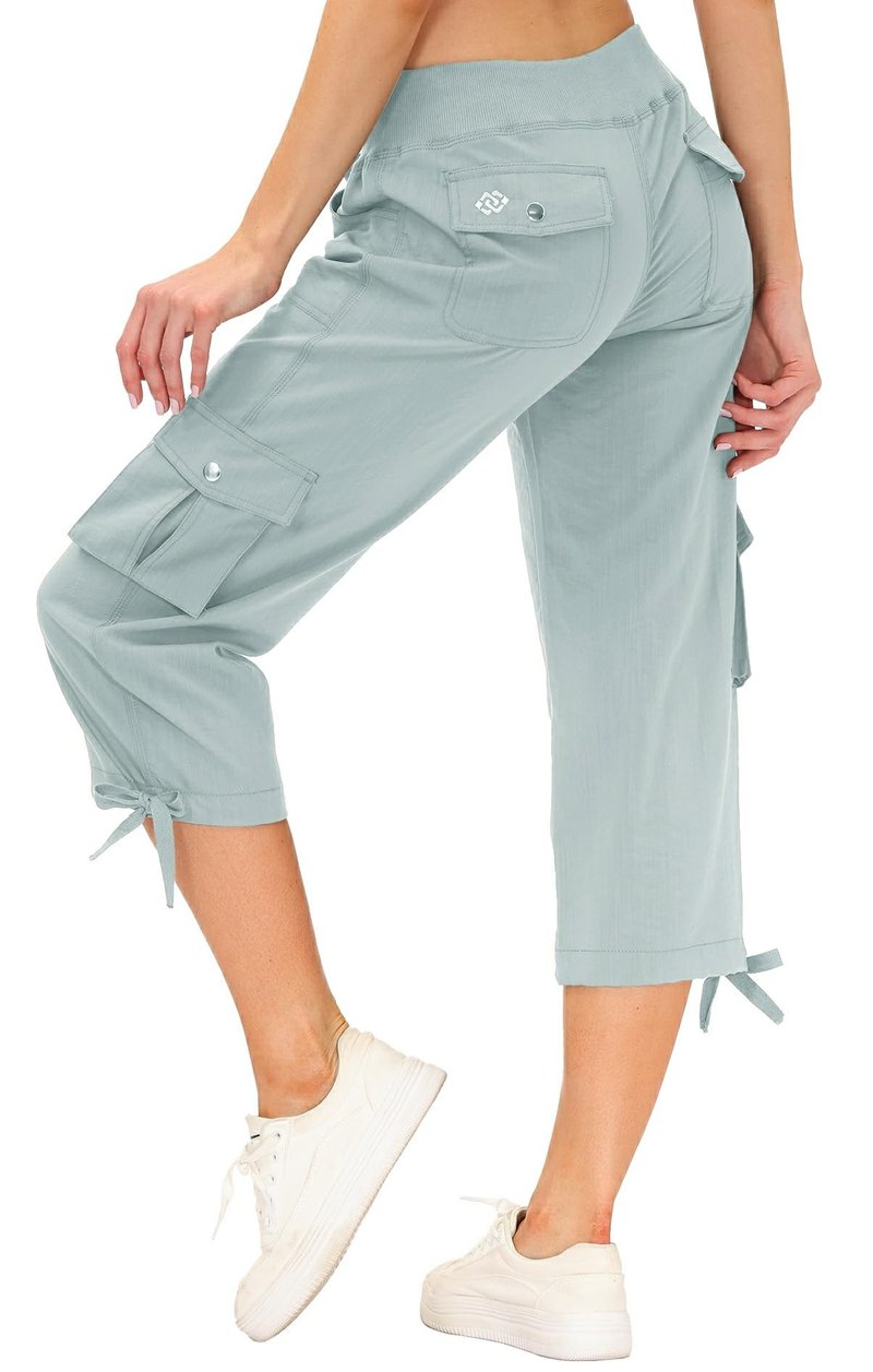 MoFiz Womens Capris with Pockets Loose Fit Casual Capri Pants Dressy Lightweight Ladies Baggy Cargo Pants for Hiking Light Gray L