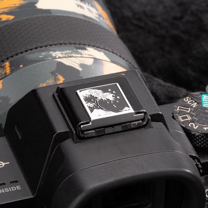 Kanagawa Wave Pattern Camera Metal Hot Shoe Cover for Sony A1 A7C A7CR A7CII A7R A7M2 A7M3 A6700 A6600 A6500 A6400 A6300 (Aluminum Alloy-for Sony)