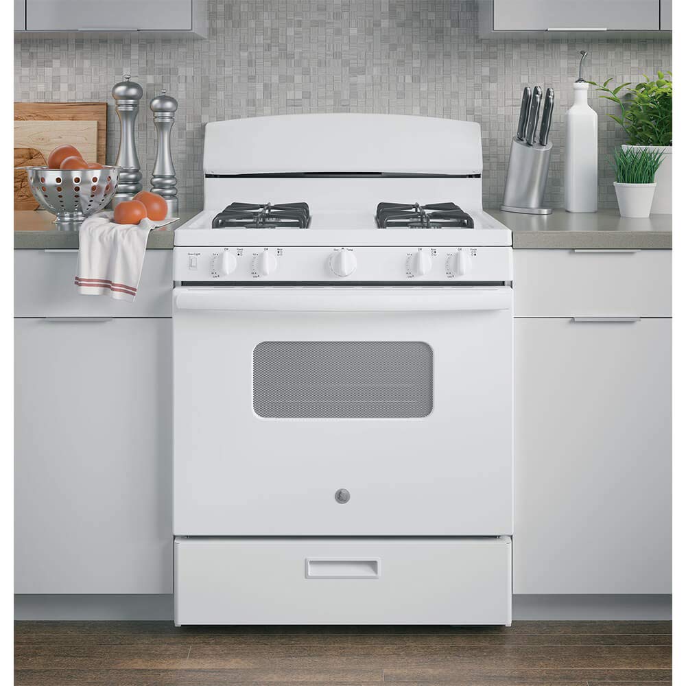 GE 30 in. 4.8 cu. ft. Freestanding Gas Range in White