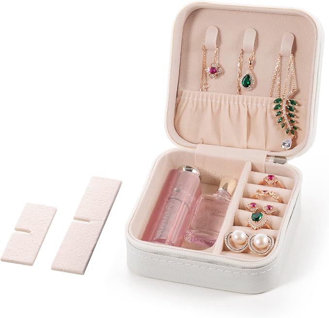 5pack/PU Leather Travel Jewelry Case, Mini Jewelry Box, Small Jewelry Organizer Portable Display Jewelry Storage Case for Rings Earrings Necklace, for Girls Women (White)