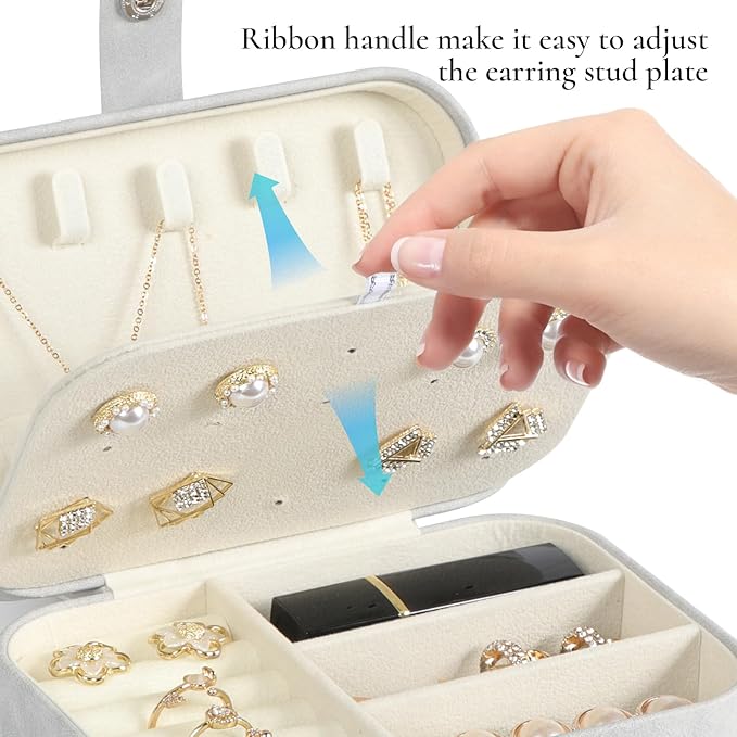 Hatori Travel Jewelry Box, PU Leather Small Jewelry Organizer for Women Girls, Portable Mini Travel Case Display Storage Holder Boxes for Stud Earrings, Rings, Necklaces, Bracelets (Grey)