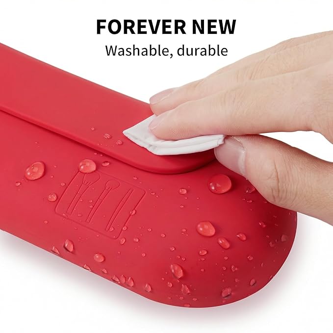 Silicone Makeup Brush Holder Travel Cosmetic Bag：Soft Portable Cosmetic Face Brushes Holder with Upgrade Anti-Fall Out Magnetic Closure, Large Travel Makeup Brush Case - Carmine