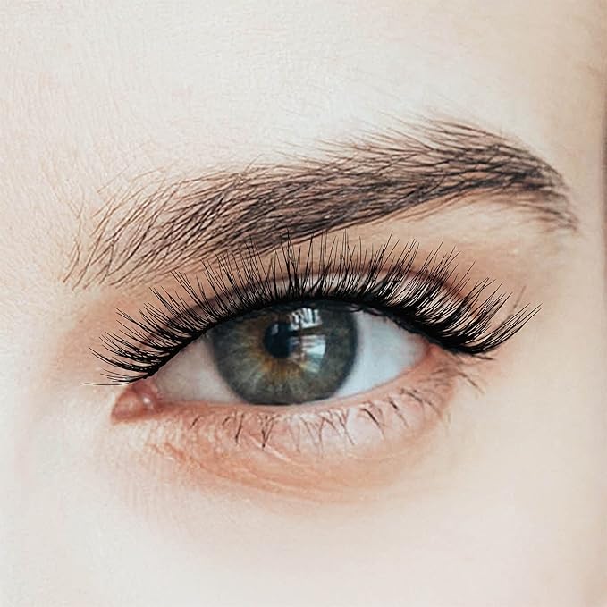 KISS Looks So Natural False Eyelashes Multipack, Lightweight & Comfortable, Tapered End Technology, Reusable, Cruelty-Free, Contact Lens Friendly, Style 'Flirty', 5 Pairs Fake Eyelashes Black
