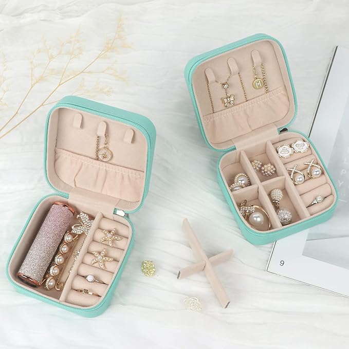 Travel Jewelry Case Small Jewelry Box Jewelry Organizer Storage Case Portable PU Leather Mini Jewelry Travel Case for Girls Womens Earring, Necklace, Rings,Bracelets