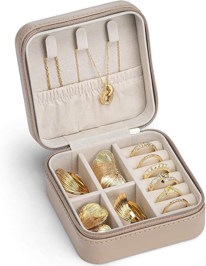 VLANDO Travel Jewelry Case - Teacher Appreciation Gifts for Women - Small Jewelry Travel Organizer Box Travel Essentials Gift for Teen Girl Women - Toffee