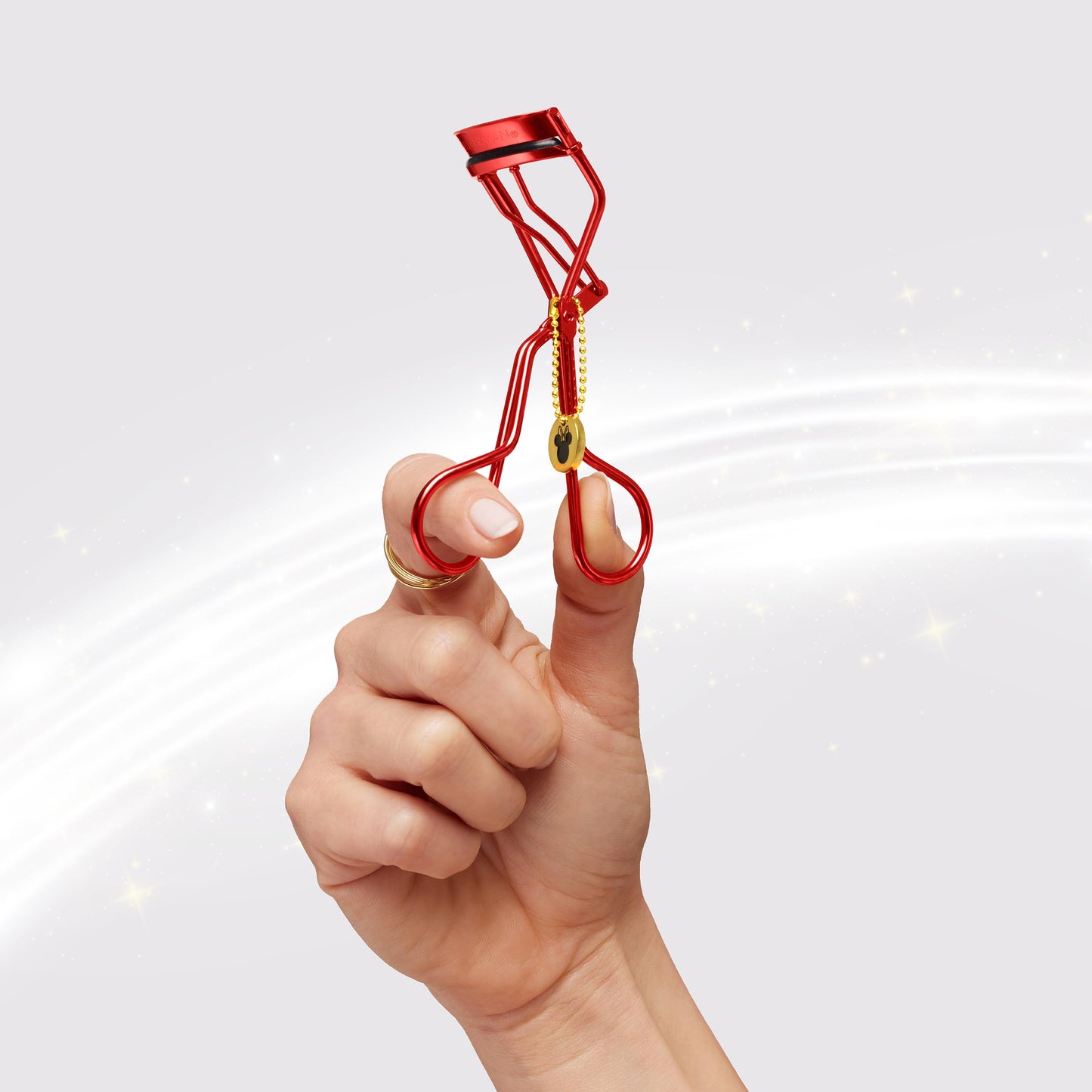 Tweezerman Disney's Minnie Mouse Classic Eyelash Curler with Refill Pads - Makeup Eyelash Tool for All Eye Shapes