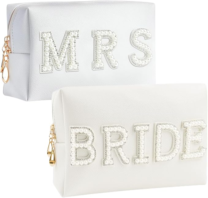 2PCS Bride to be Patch Letter Makeup Bag Bridal Shower Gifts for Engagement Wedding Bachelorette Bridesmaid Gifts for Bride Mrs Pearl Rhinestone Travel Bag White PU Leather Make Up Bag Pouch for Purse